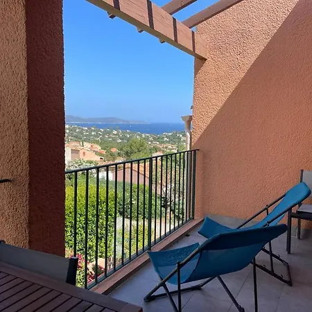 Daire Piscine Et Vue Mer. *